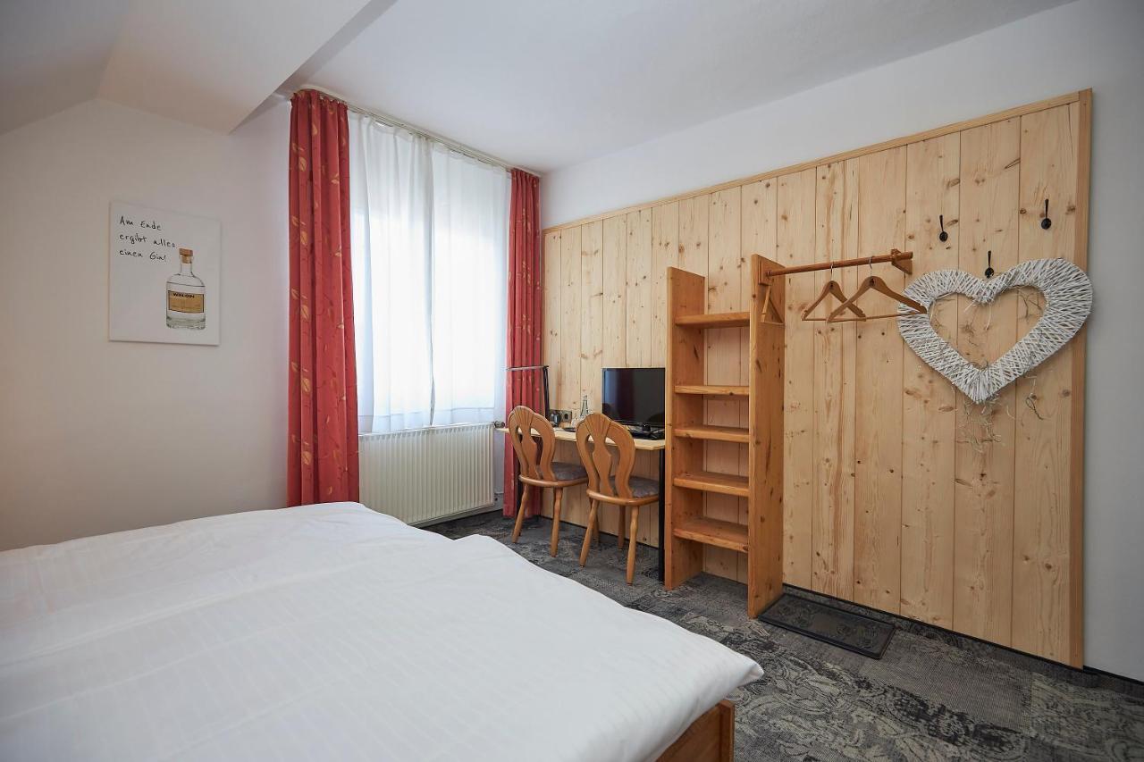Hotel Bergischer Hof Windeck Bagian luar foto