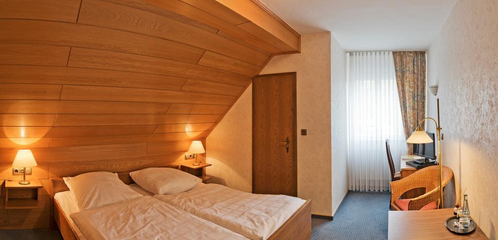 Hotel Bergischer Hof Windeck Bagian luar foto