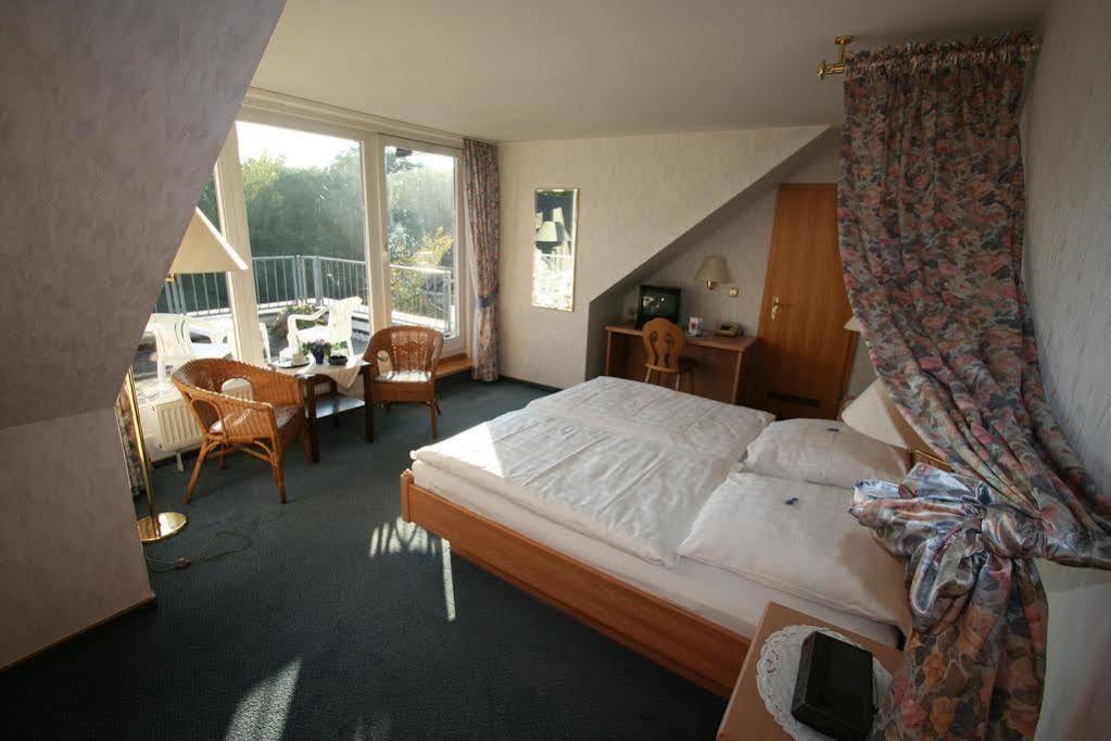 Hotel Bergischer Hof Windeck Bagian luar foto