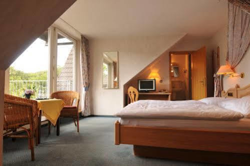 Hotel Bergischer Hof Windeck Bagian luar foto